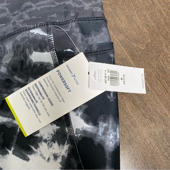 Old Navy Elevate Go Dry 7/8 Leggings - Picture 10 of 13